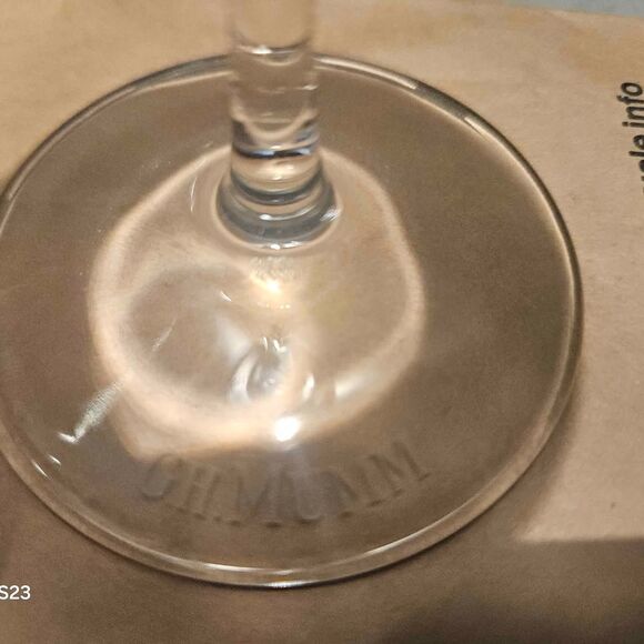 GH Mumm champagne glasses set of two - Picture 4 of 4